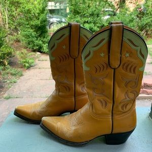 Vintage Tan & Lime Cowboy Boots